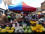 South of Lillie Road, there is the North End Road street market, which has been in operation since the late 19th century. (© Edwardx, CC BY-SA 4.0)