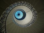 The Tulip Stairs and lantern; the first centrally unsupported helical stairs constructed in England at Queen's House (© Robin Webster, CC BY-SA 2.0)