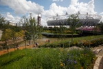 Olympic gardens in front of the River Lea and its tributary the City Mill River (© The Department for Culture, Media and Sport, CC BY 2.0)