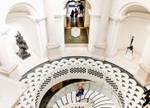 A stairwell of white marmor at the Tate Britain in London