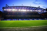 Stamford Bridge (View of West Stand, taken from the East Stand Lower) (© Vespa125125CFC, CC BY-SA 3.0)