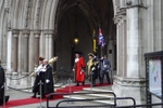 Lord Mayor David Wootton and some of his entourage emerging from the Royal Courts of Justice, at the end of half-time during the 2011 Lord Mayor's Show (© Rodolph, CC BY-SA 3.0)