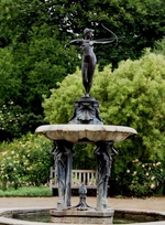 Diana (1899) by Lady Feodora Gleichen in the Rose Garden, Hyde Park, London (© Ilya Bogin, CC BY 2.0)