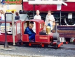 A miniature locomotive at the Conwy Valley Railway Museum (© Tudor Williams, CC-BY-ASA-3.0).