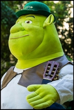 Shrek at St Patricks Parade in 2014 (© Sheba_Also 43,000 photos, CC BY-SA 2.0)