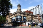 The Shaftesbury Theatre is a West End theatre, located on Shaftesbury Avenue. Opened in 1911 as the New Prince's Theatre, it was the last theatre to be built in Shaftesbury Avenue (© Ethan Doyle White, CC BY-SA 4.0)