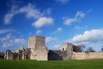 The Portchester Castle, view of the inner bailey (© Matthew Folley, CC BY 2.0)