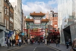 The main gate of Chinatown in London (© Dietmar Rabich, CC BY-SA 4.0)